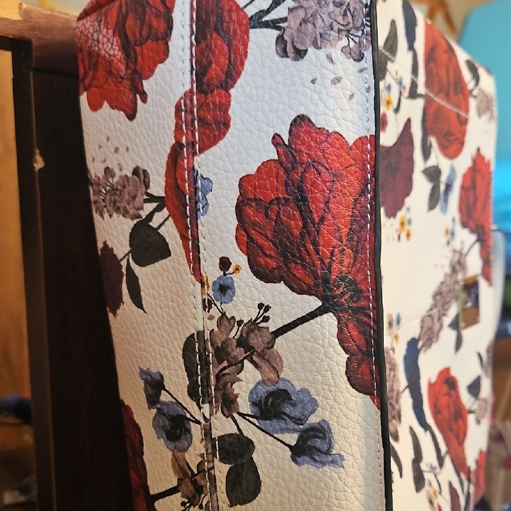 Floral Patterned Women's Backpack - image 6